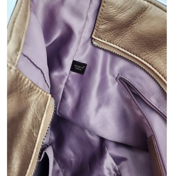 Coach Signature Metallic Gold Leather Tote Bag with Hangtag & Side Pockets - Picture 10 of 16